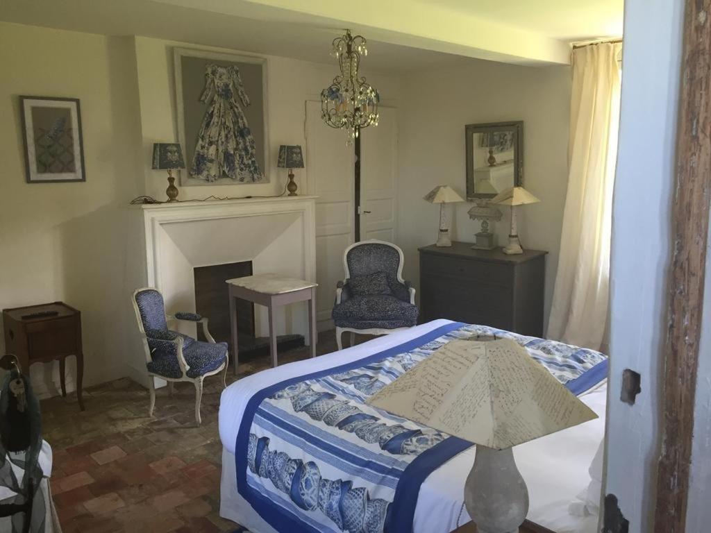 Pensión La Maison D'aline - Honfleur - Maison D'hote De Charme A La Normande Pennedepie